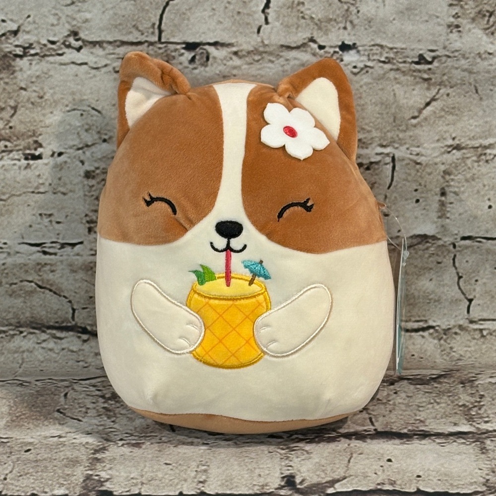 Squishmallows- Regina the corgi with Drink